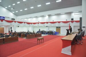 Rapat-Paripurna-Penyerahan-Usulan-Pokir-DPRD-Sulbar-dan-Persetujuan-Ranperda-Jasa-Konstruksi-17-April-2025-1-1080x721-1