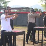 Saling Canda di Lapangan Tembak, Gubernur SDK dan Kapolda Sulbar Padu Padankan Sinergi Jelang Bhayangkara ke-80